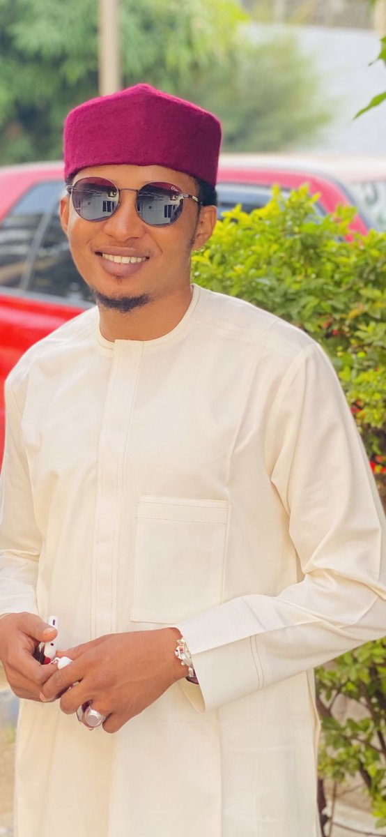 Umarz9's tweet photo. Alhamdulillah 🙏
It is the year for my dreams to come true Insha Allah , happy birthday to me . https://t.co/qzIfP5RKQq