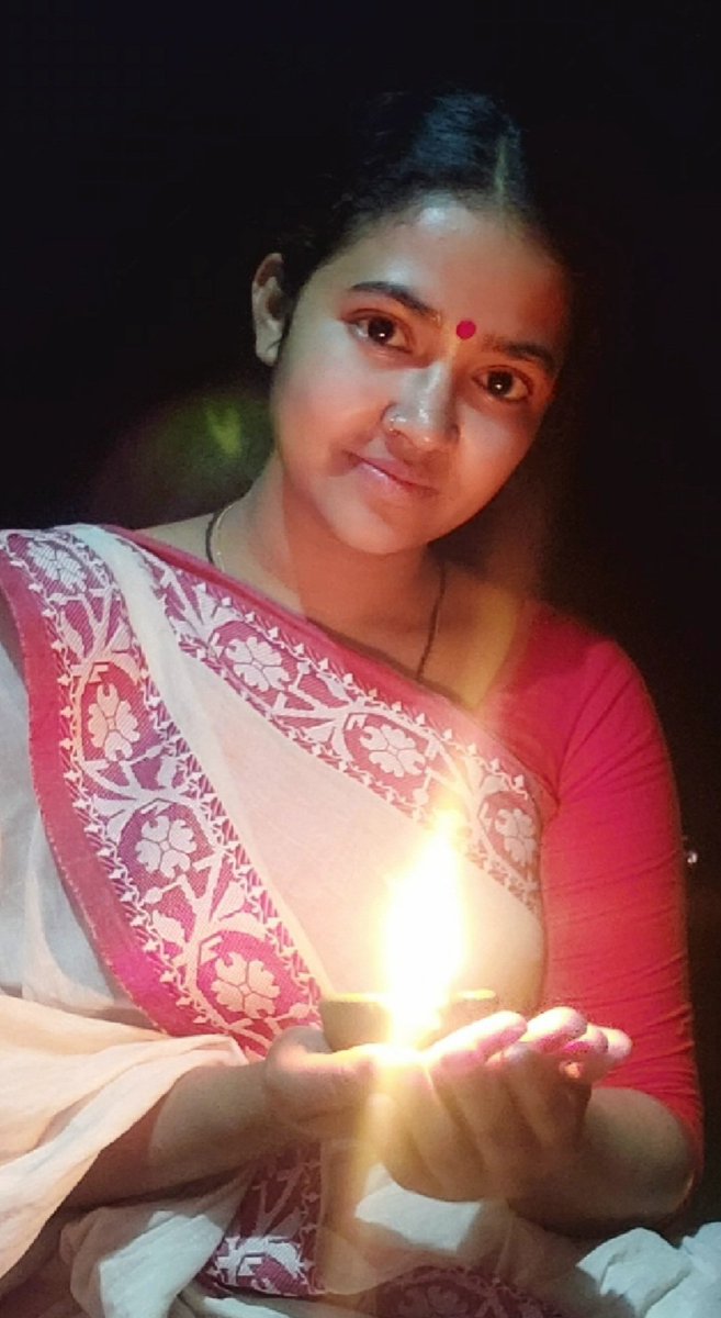 bristy_halder's tweet photo. Jay Shri Ram 🚩 https://t.co/ALQZhxcCG9