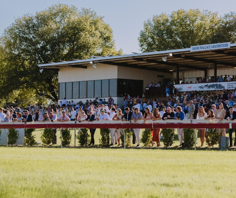 Saddle up for thrills at the Newhaven Park SDRA Country Championships! 

Expect heart-pounding action and all the colour and carnival of country racing 🐎

📅 Sunday 18 February
⏰ 11.30am - 6.00pm
📍   Albury Racing Club 
🎫 bit.ly/3SHKpXu