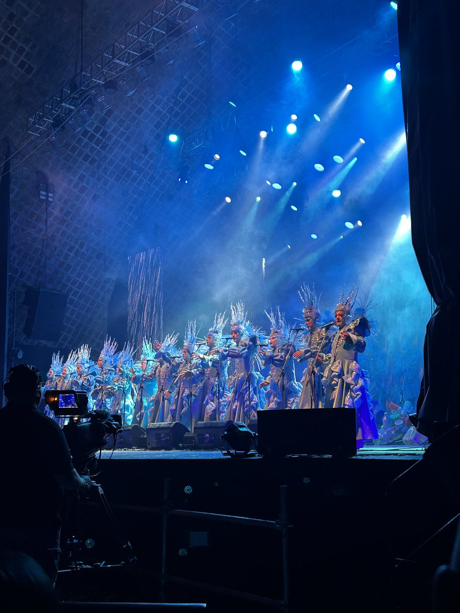 Solamente GRACIAS por acompañarnos y disfrutar de esta noche increíble! 🤩