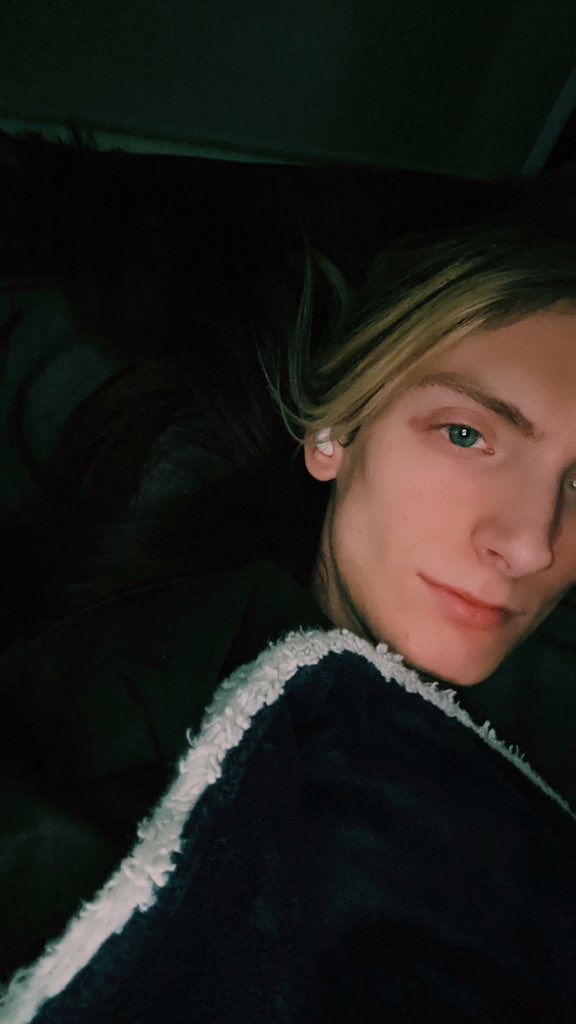 itsjustraythx's tweet photo. tired 😴 https://t.co/x6pa8sFfr7