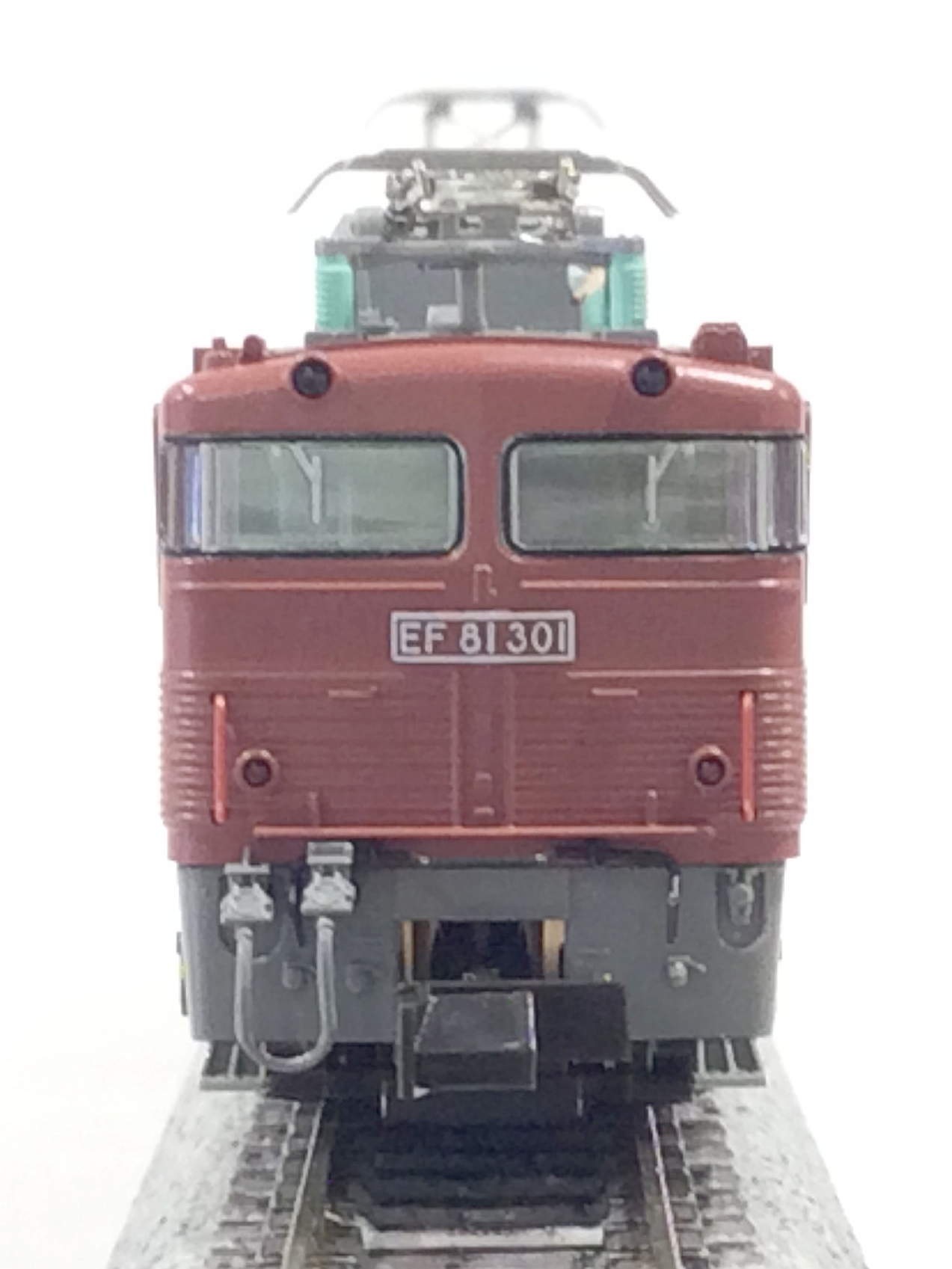 カトーEF81 300 JR貨物更新車（ローズピンク）＆（銀）のセット！ KATO 2024年1月発売！ EF81 300 JR貨物更新車(銀＆ローズピンク