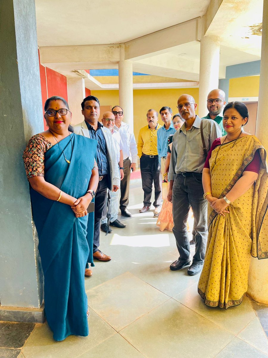 GoaTechGTA's tweet photo. Campus Bytes - Ep 2, held on 31st Jan at MES's Vasant Joshi College of Arts &amp; Commerce, Zuarinagar-Goa @mes_arts with the Department of Computer Application.
#gta #mesgoa #campusbytes #academia #students #empower #bridgethegap https://t.co/IkXhjtgVGy
