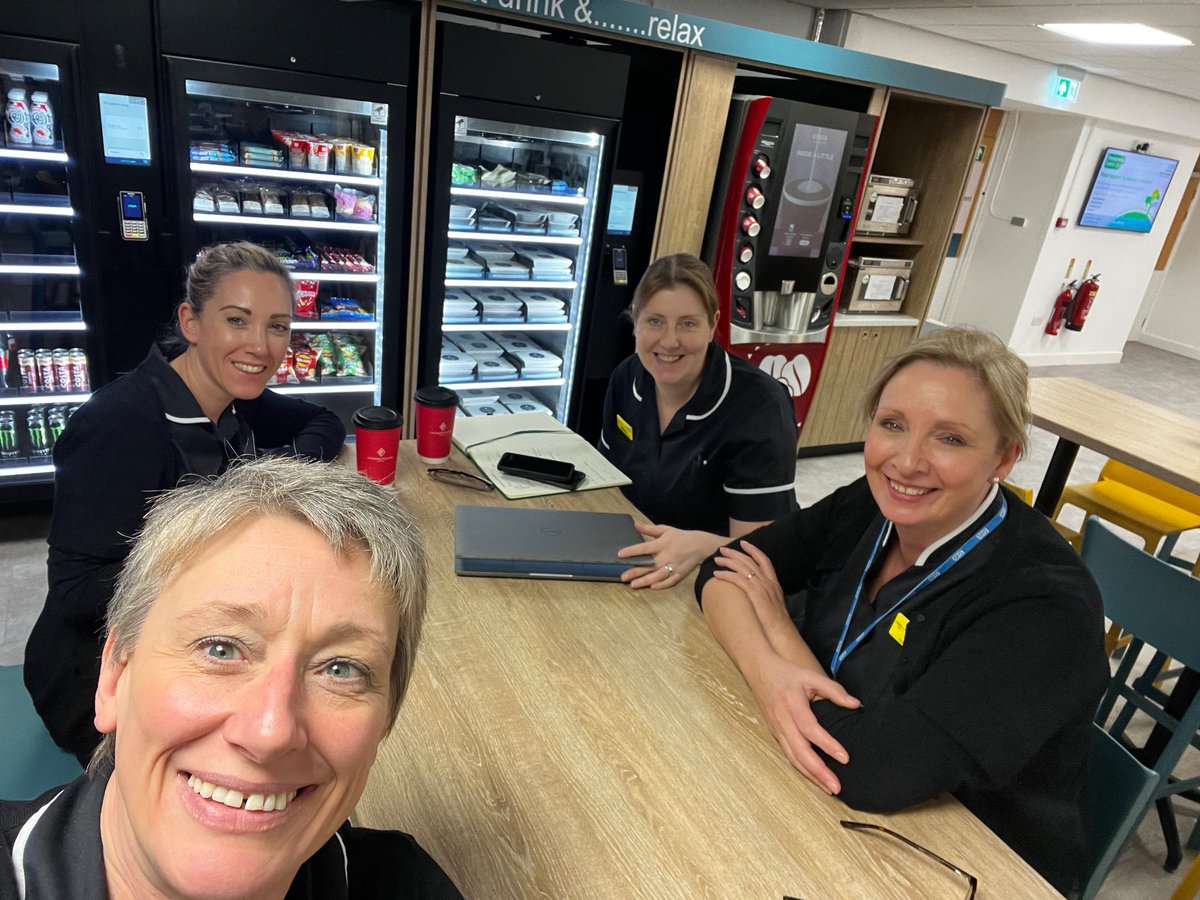 Our new hospital restaurant is a great place for a Friday morning catch up! @KGH_CEO @WillsCM1