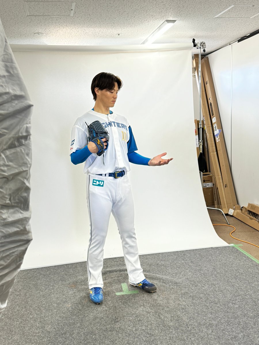宣材撮影の合間に📸 #山﨑福也 投手と #谷口雄也 さん😍 #lovefighters