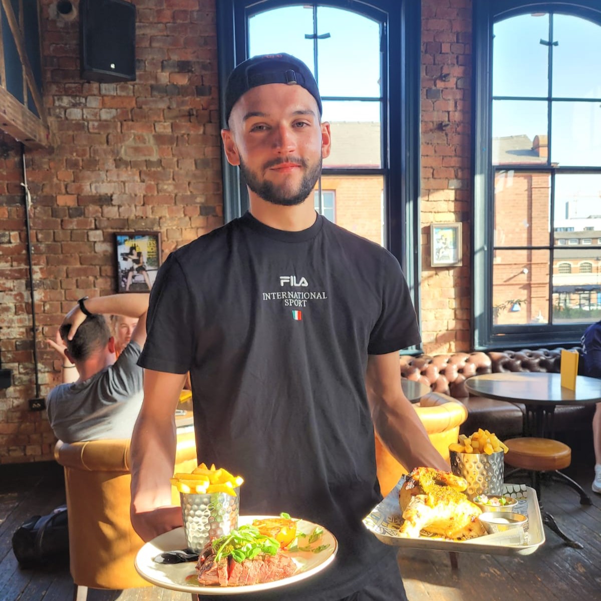 Button_Factory's tweet image. Here&apos;s what to expect this weekend at The Button Factory.. ✨

Live Six Nations fixtures beginning tonight at 8pm 🏉
Harry&apos;s Birthday Brunch arrived tomorrow, tickets still available 🍸
Delicious food🍴
THE END OF DRY JAN 🎉

thebuttonfactorybirmingham.co.uk/bookings/ 🙌