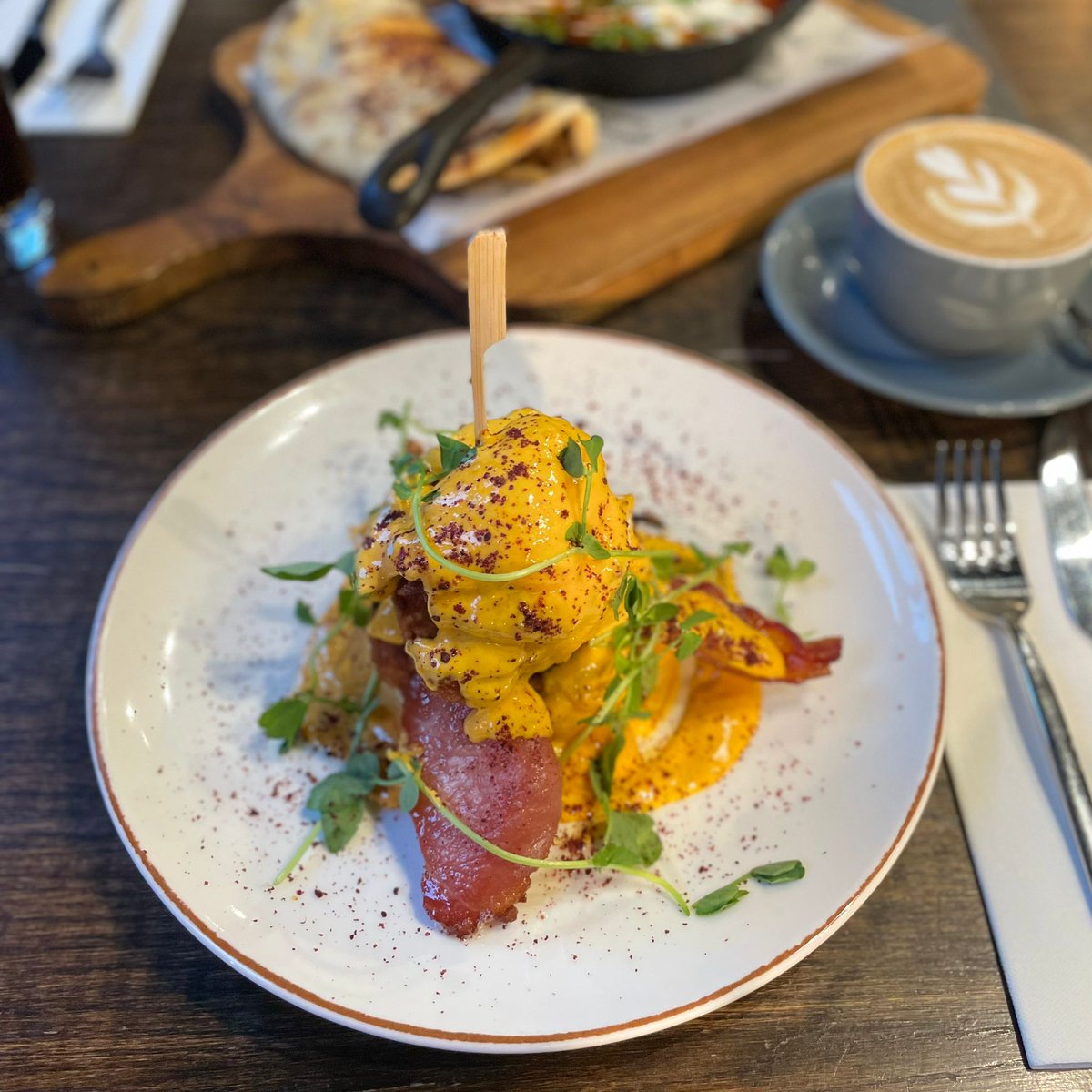 Button_Factory's tweet image. Here&apos;s what to expect this weekend at The Button Factory.. ✨

Live Six Nations fixtures beginning tonight at 8pm 🏉
Harry&apos;s Birthday Brunch arrived tomorrow, tickets still available 🍸
Delicious food🍴
THE END OF DRY JAN 🎉

thebuttonfactorybirmingham.co.uk/bookings/ 🙌