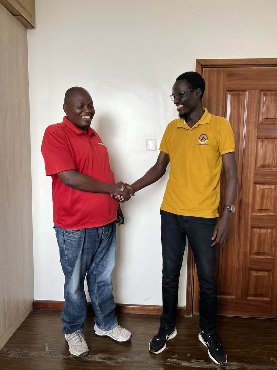 🌾👋 Exciting News! 

Thrilled to welcome John to the Bellfeeds family! 🚀🐄 . 

His passion for top nutrition and dedication to excellence makes him a perfect addition to our team. 

🌱Let's embark on this journey together! 🐾💚

#NewBeginnings #Bellfeeds  #Welcome  #IkoKazi