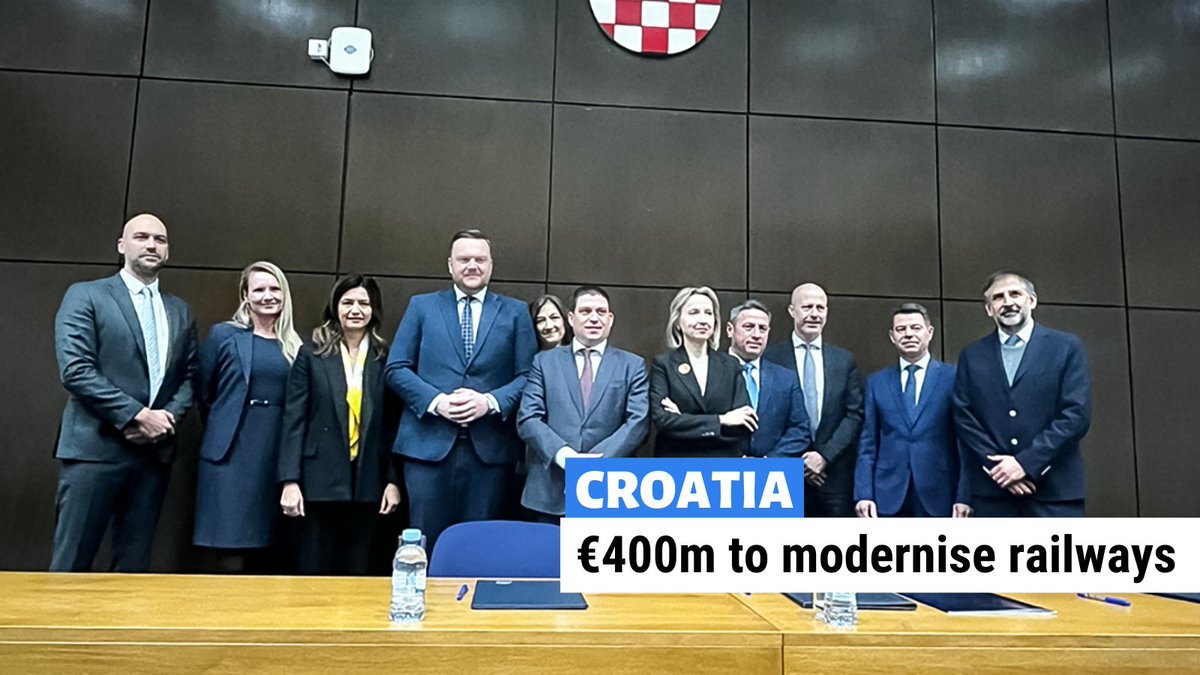 🇭🇷🇪🇺A new €400m loan agreement to modernise and expand the railway network in #Croatia, making travelling greener and more efficient. This project will boost #SustainableTransport, reducing traffic congestion, air pollution & greenhouse gas emissions. 🚄bit.ly/3HJnapH