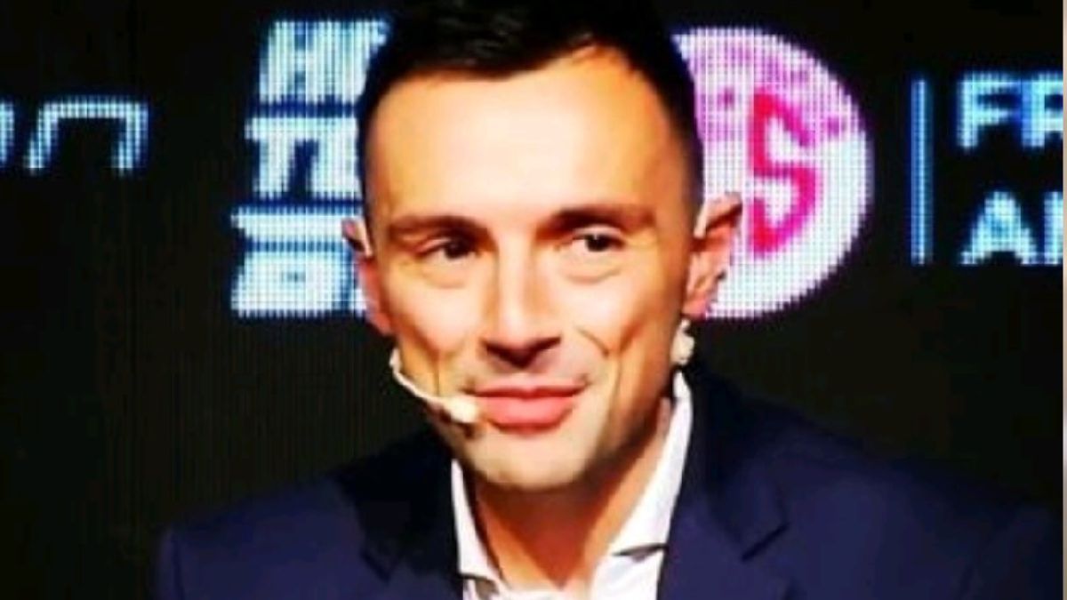 OggiSportNotiz2's tweet photo. In esclusiva è intervenuto Marco #Conterio, giornalista di #RadioSportiva che ha parlato di #Inter, #Juventus e non solo
https://t.co/mbdTi5tVJi https://t.co/U8aXR3ZYco