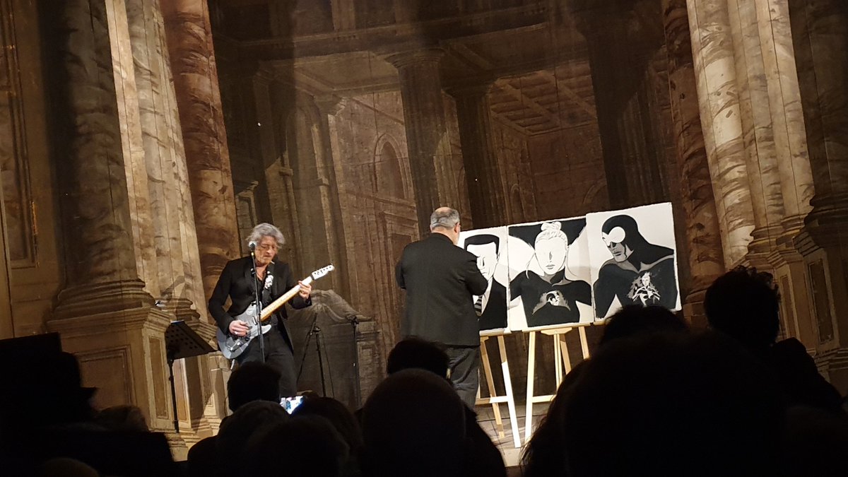 biondox's tweet photo. Ligabue e @FPoggipollini 
#artefiera #artcity https://t.co/H1PYubECzU
