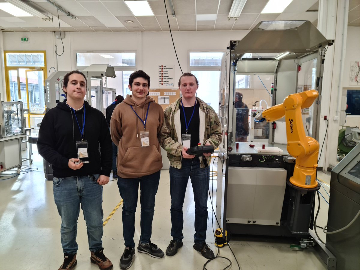 lyc_Eucalyptus's tweet photo. Trophée #RobotFly
Lorenzo, Jeremy et Matheo (en #BTS #Electrotechnique) se sont qualifiés pour la finale internationale après une journée d’épreuves au lycée Chiris de #Grasse👏

@AcademieNice @RegionAcPaca #groupeclaret @staubligroup #campusmecanique74
https://t.co/xctFwxwkt3 https://t.co/zMda8jFdI9