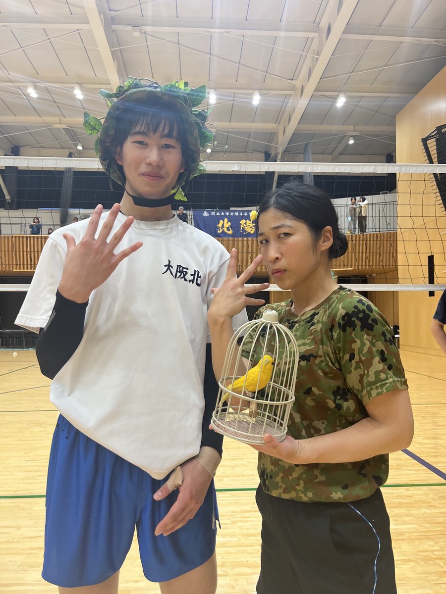 gZt6UyrrgVGk9Zj's tweet photo. 本日1800~さとゆりのYouTubeに出させて頂いている🐥⛑️‼️

北陽高校バレー部に自衛隊ならではの作戦で勝負に挑んでいる‼️
是非視聴されたい👀

【動画はこちらから👇️】
https://t.co/rSP2mniHHc https://t.co/xSsbQ0tm2P