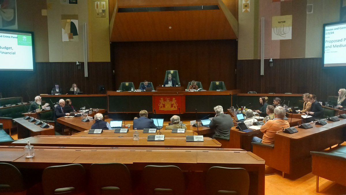 DC_PCC's tweet photo. After a question from a member of the public the Commissioner updates the panel on progress against her police and crime plan priorities of reducing violent crime, antisocial behaviour,  dangerous driving and drugs, and explains budget proposals for 2024-25. https://t.co/JRuWTQtoSo