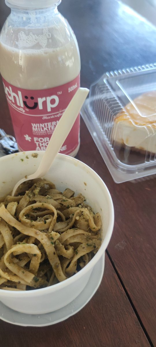 bvrly_dlsrys's tweet photo. craving again. kailangan ko na talaga yumaman https://t.co/X0Cqtr8ELp