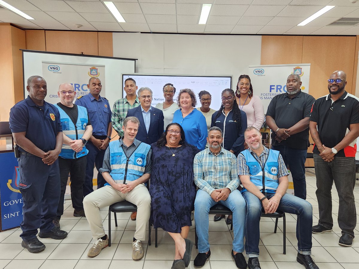 SXM GOV continues to enhance disaster resilience with second phase of HNS training. Day 1: Identifying & requesting critical disaster support. Day 2: Crafting a robust HNS plan. HNS draft plan & official handover. Coached by @Raman_Madan, supported by VNGi, financed by @RESEMBID.