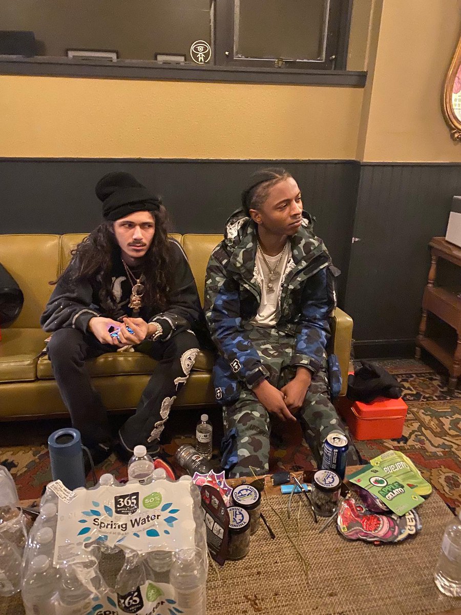 ImCertifiedTrap's tweet photo. https://t.co/4rqZXceS4u