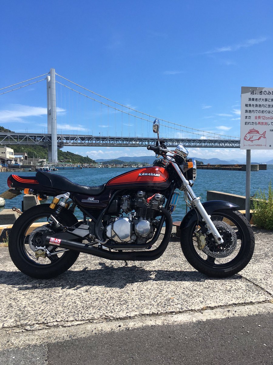 Syuu_ZR750's tweet photo. #俺のカッケェゼファー https://t.co/UkA6ZjXAsT