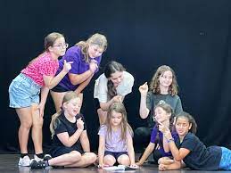 dramaclasses's tweet image. Step into the enchanting world of Frozen Jr. with Reflect Productions (@reflectprod) in #Wimbledon this February half term! 🌟

Secure your child's spot now by visiting dramaclasses.biz/schools/drama-… ❄️

#KidsWorkshop #PerformingArts #DramaFun #WimbledonMums #WimbledonKids #WestEndKids