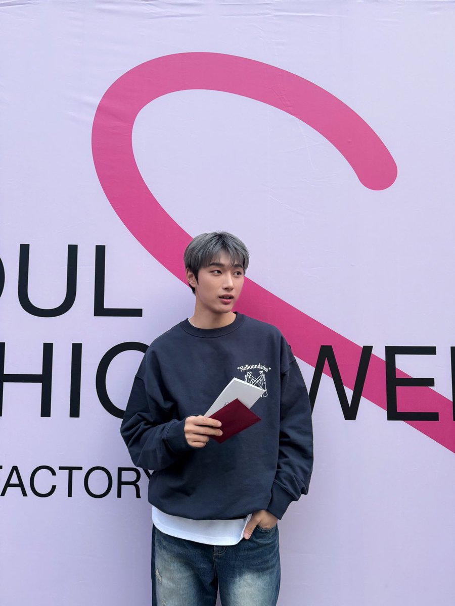 OmegaX_members's tweet photo. [#OX]

️감사합니다🫶
#2024SFW #CONECTX 

#OMEGA_X #오메가엑스 
#재한 #JAEHAN https://t.co/HoBNgJAW6T