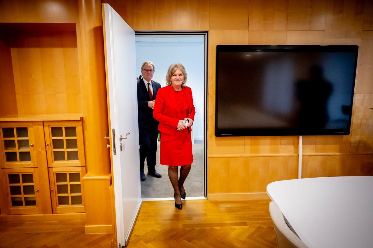 Vanochtend is Pia Dijkstra beëdigd tot minister voor Medische Zorg. Wij heten Pia van harte welkom bij <a href="/minVWS/">Ministerie van VWS</a>!