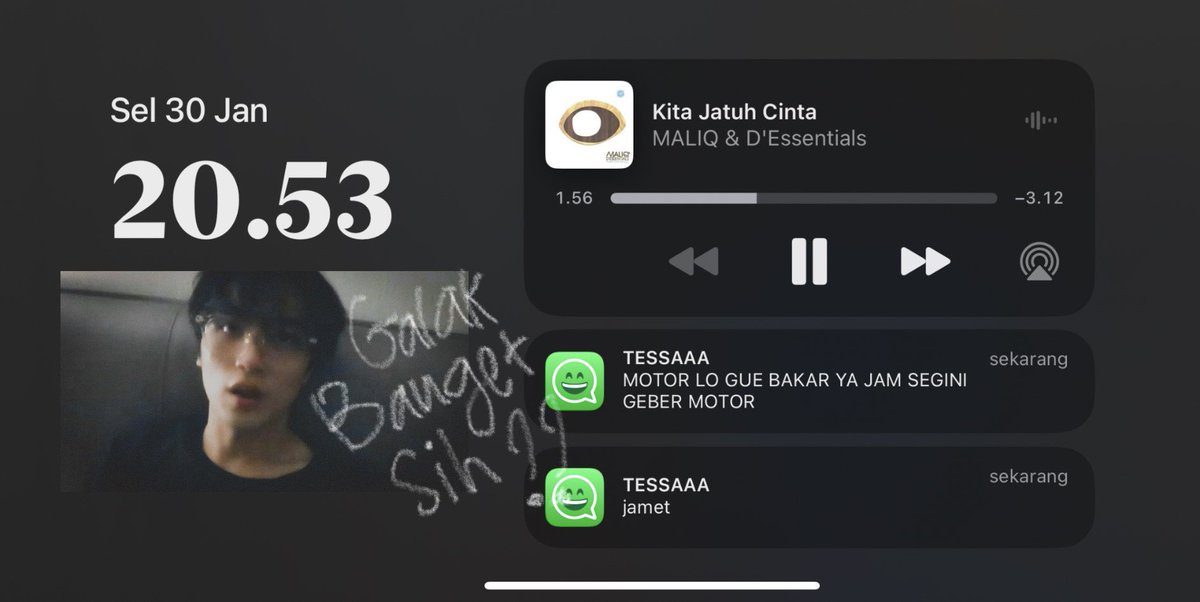meltsaturn's tweet photo. Waiting Love, J.

“Bagi mereka yang tidak memiliki harapan, cinta mungkin bisa jadi satu-satunya penyelamat.”

a Lee Haechan local au. https://t.co/WTfqW6HuOy