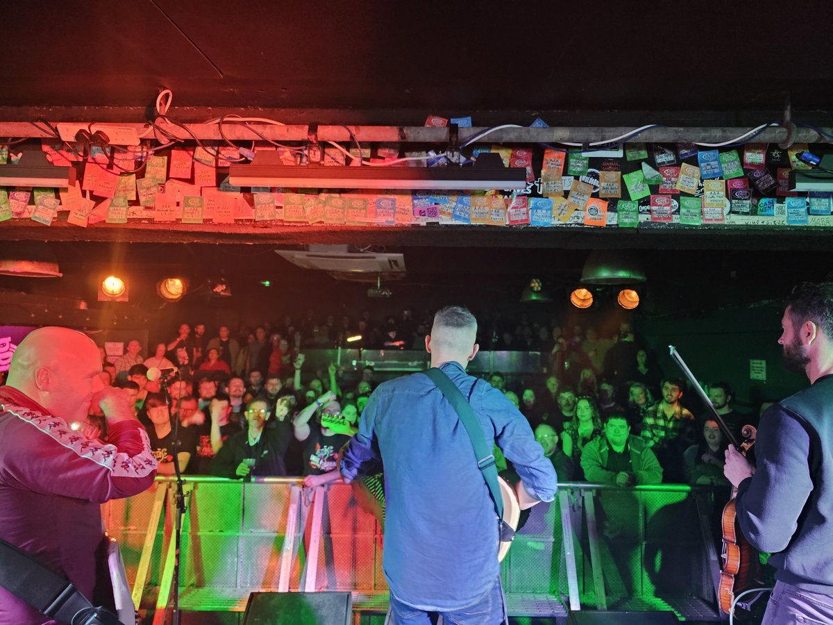 Amazing to once again play for you all in a packed <a href="/kingtuts/">King Tut's Wah Wah Hut</a>.

Part II tonight. Doors open from 7. Support from the wonderful <a href="/CalumBairdSongs/">Calum Baird 🕊️</a>. See you there. #thisisourcity