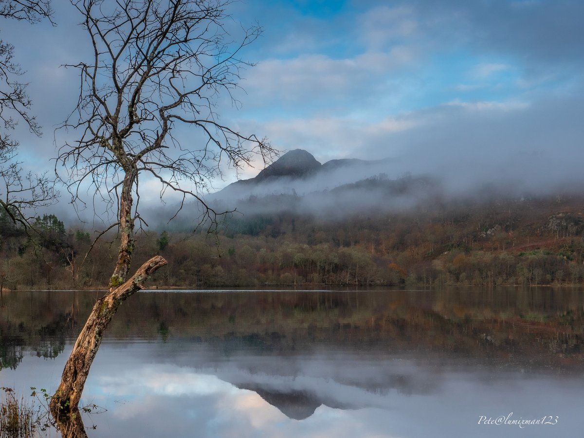lumixman123's tweet photo. Misty mountains.. https://t.co/LEYjfqL49B