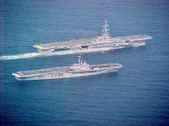 FlMichele69's tweet photo. Aircraft carrier

CV São Paulo A12 (2000-2018)
ex #FSFoch R99 Clemenceau Class
CVL  Minas Gerais A11 (1960-2001)
ex #HMSVengeance R71 Colossus Class

📷 February 2001 off Rio de Jainero Operation ARRIVEX 

@marmilbr 🇧🇷 https://t.co/ys5CM9U5IQ