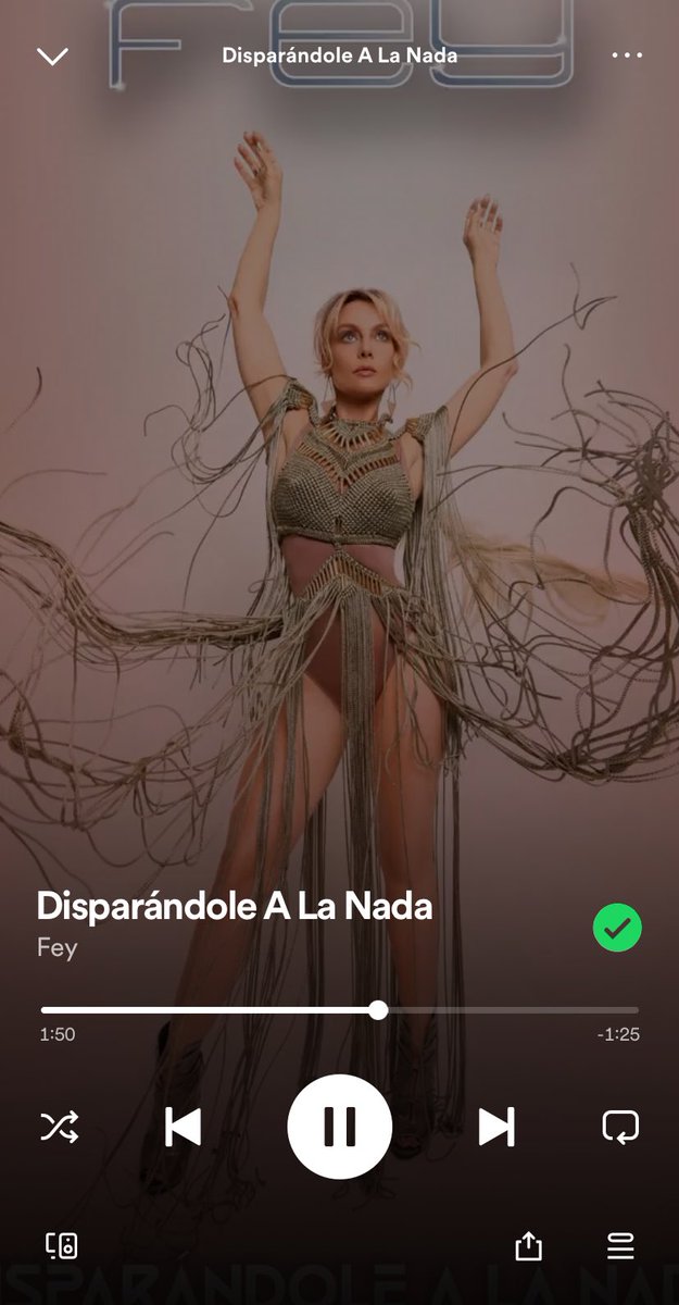TheQueenFey's tweet photo. ¡Nosotros amamos #DisparándoleALaNada! 💔

¿Qué les pareció el nuevo tema de @officialfey? https://t.co/7DAAxX2UF9