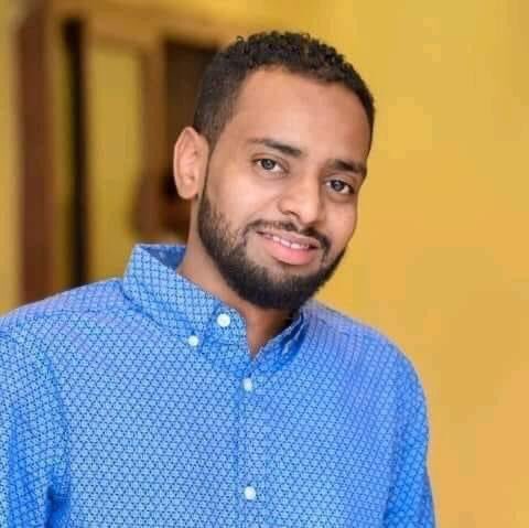 ماكان فقده هيّنًا ولكنه أمرًا مقضيً.
اللهم ارحم مصعب برحمتك التي وسعت كل شيء اللهم نور قبره ووسع مدخله وأنس وحشته واجعله من الضاحكين المستبشرين بالجنة يارب، اللهم اجعل له حياة أجمل بجنتك وأجعل قبره نورا وضياء اللهم أرحمه برحمتك التي وسعت كل شيء وأرزقه سعادة أبديه في جنتك يارب🙏💔