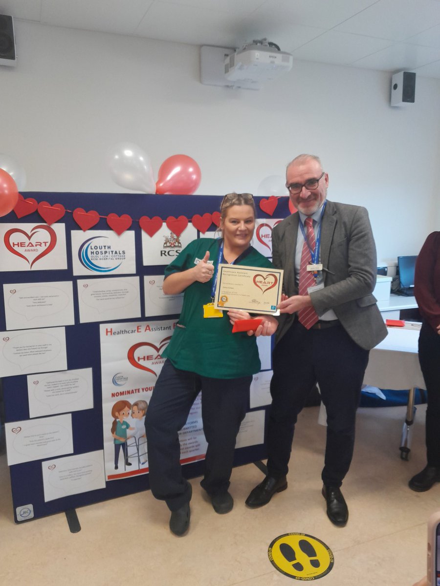 A week of celebrations in ED !! Congratulations to Donna HCA for being the recipient of a HEART award and Denise cANP for receiving a Daisy award. Keep up the good work ladies!!