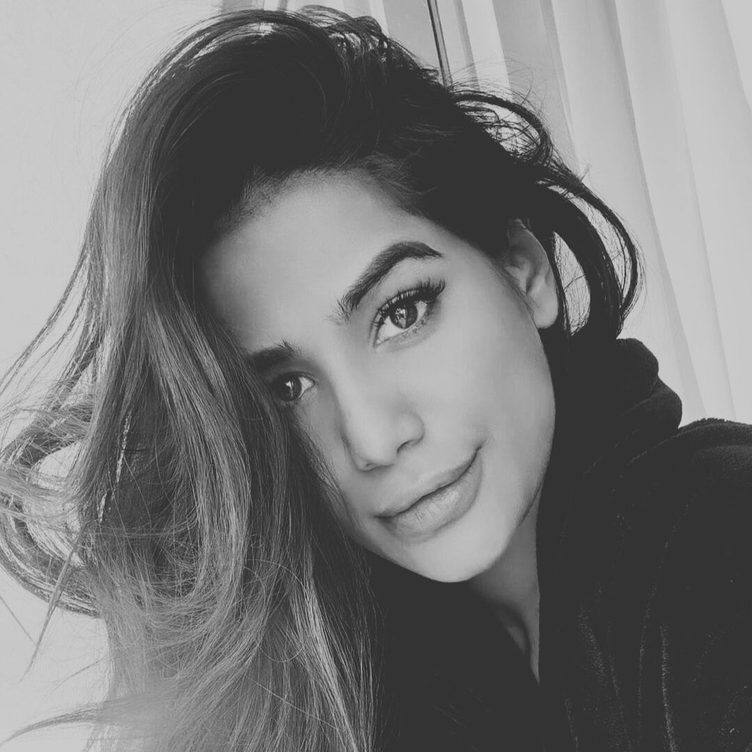 bombaytimes's tweet photo. .@iPoonampandey has reportedly succumbed to cervical cancer at the age of 32
The news of her passing was officially confirmed by her team on her #Instagram handle
#PoonamPandey #RIPPoonam https://t.co/baIW7xAfm2