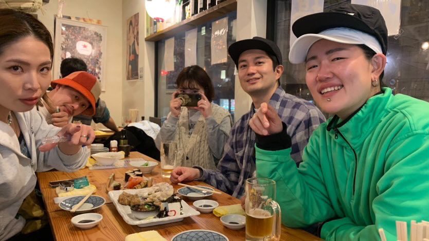 shomax96's tweet photo. 先月の思ひ出

楽しい仲間達と一緒に
CDSという
これまた楽しい仲間達の
ワンマンに行ったよ

山形をレペゼンしたことで
キーマンになれた夜

最後のRetireは脳汁出たよ
それと全曲良かったけど
合間のMCの距離感が
ワンマンならではの近さで
とても素敵だったよ

また行く
#vava100 
#wisteria24 https://t.co/61KizImTaE