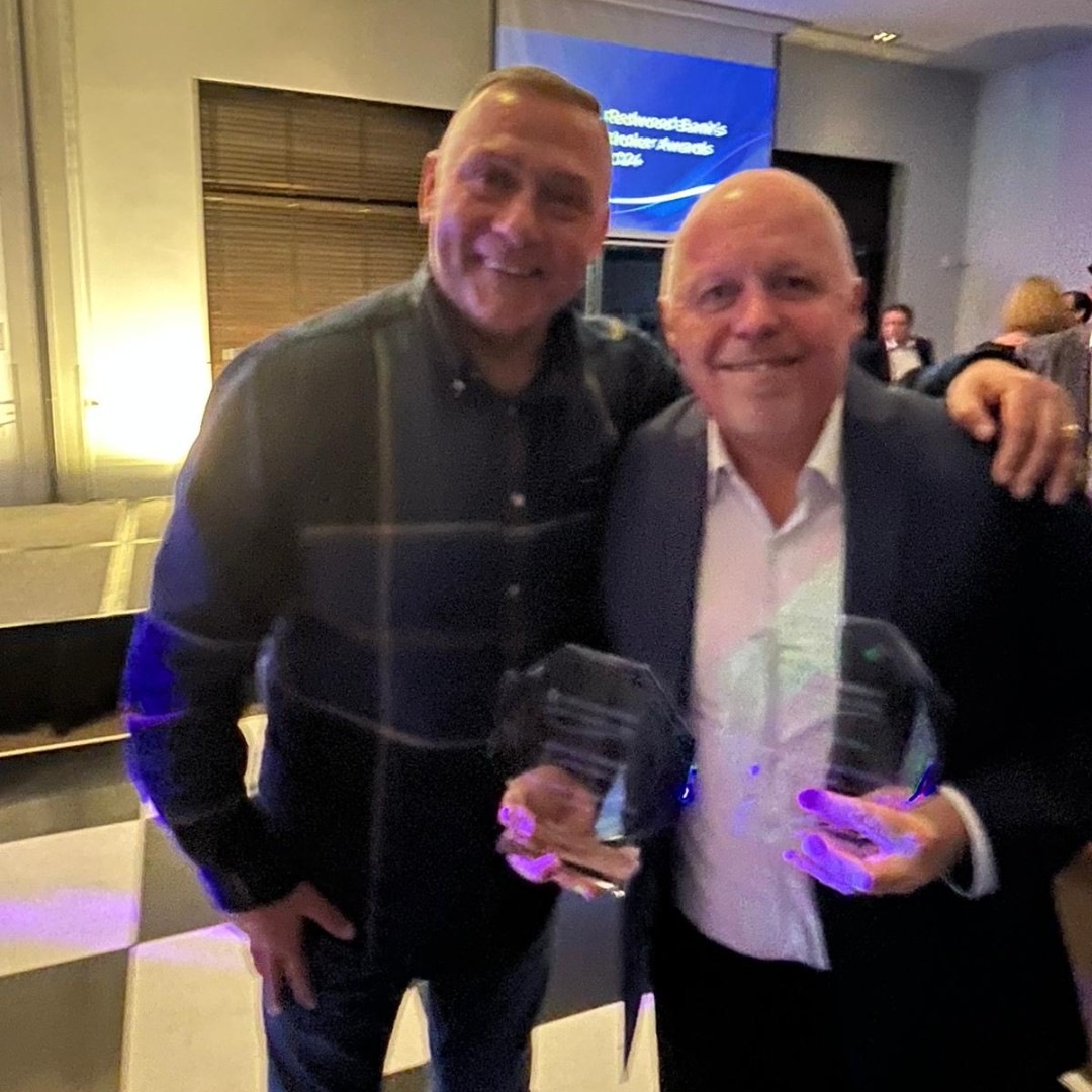 WattsCommercial's tweet photo. What a night to remember at the Redwood Bank Broker Awards 2024! We are so pleased to announce that we've clinched, not one, but two titles: ‘Broker of the Year’ and ‘Commercial Broker of the Year’.
#RedwoodBankBroker2024Awards #WattsCommercialFinance #WattsTheAnswer https://t.co/aMMJOLQE2F