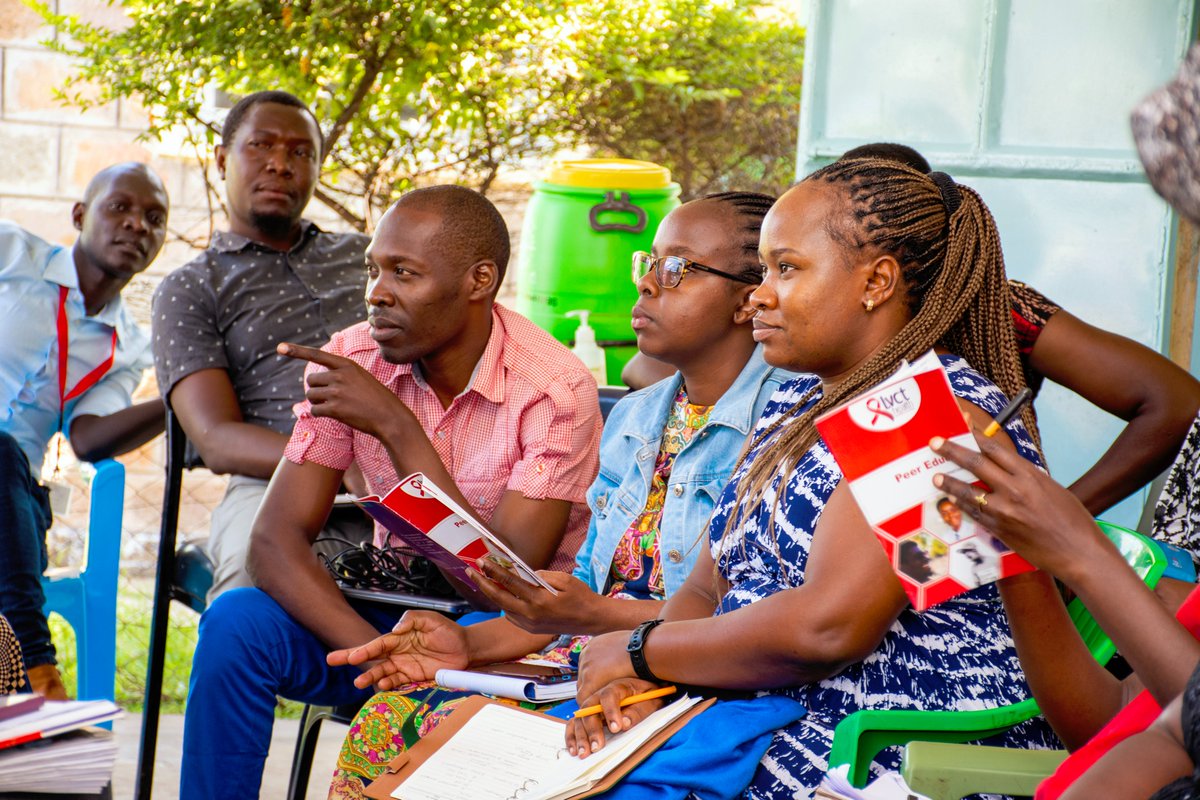 LVCTKe's tweet photo. Our #Vukisha95 project this week played host to a team from the USAID @nuruyamtoto project and officials from the Kakamega CHMT, who came on a learning visit on how Key Populations HIV services are integrated into the Ministry of Health facilities in @HomaBayCountyKE https://t.co/m0VI0lbx9z