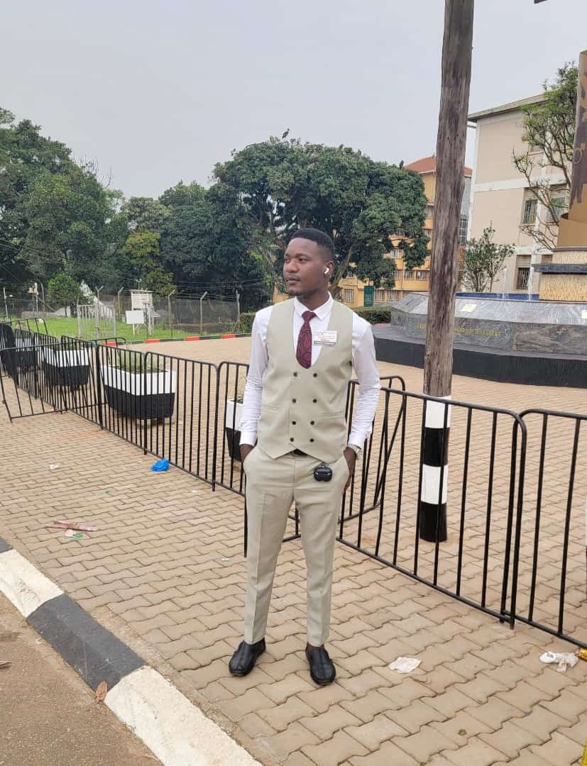 ENG_BYANSI_PAUL's tweet photo. #Psalms 1:3 He shall be like a tree Planted by the rivers of water, That brings forth its fruit in its season, Whose leaf also shall not wither; And whatever he does shall prosper.
#congz Lil sis https://t.co/v4MQHbpbTj