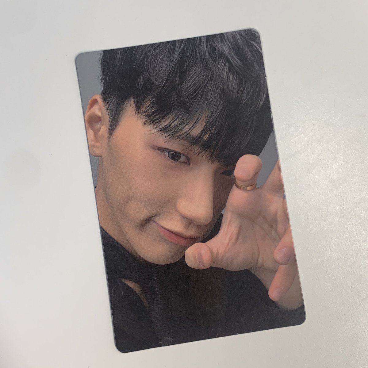 mmbyside's tweet photo. 에이티즈 산 패러다임 미공포 양도
각 2.0 

오픈카톡 주세요 ! (확인이 빠릅니다)
https://t.co/cf10VVOhCJ
dm도 가능 O

에이티즈 포카 포토카드  홍중 성화 윤호 여상 최산 민기 우영 종호 outlaw bouncy WTS ATEEZ PHOTOCARD PC https://t.co/mYNAvBtUkR
