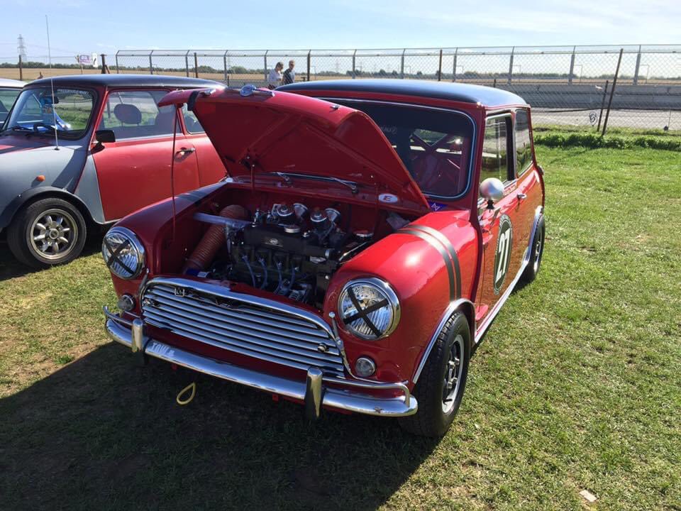 miniphernalia's tweet photo. It’s Friday! Thank the maker #AlecIssigonis Good Morning - https://t.co/ftnBKDci5W https://t.co/NBhkY4SO14