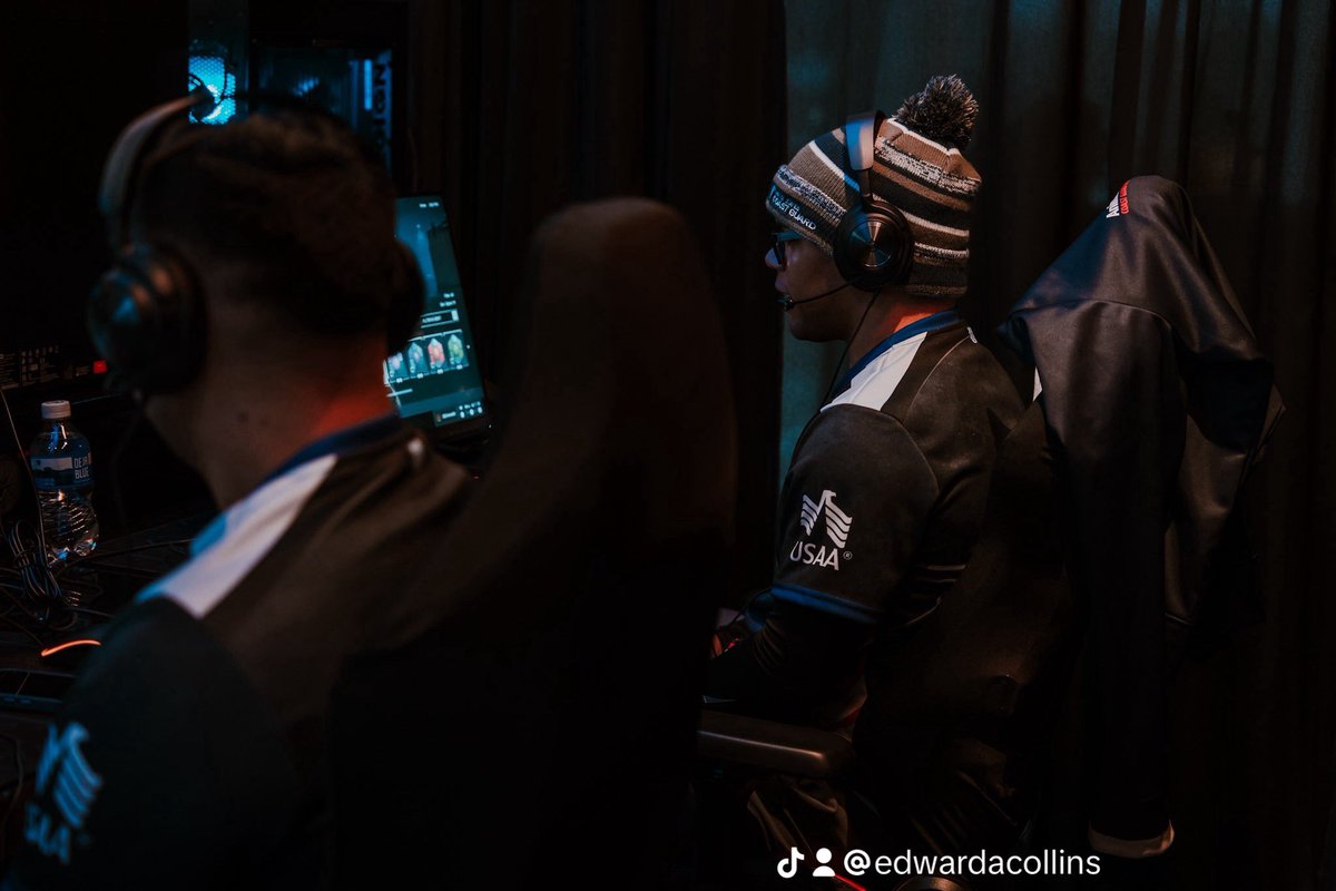 Edward Collins tweet media