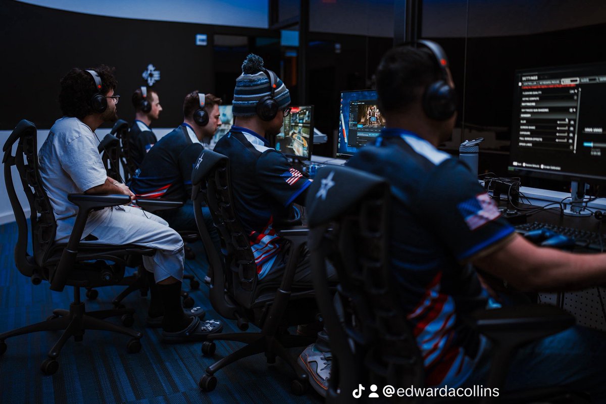 Edward Collins tweet media