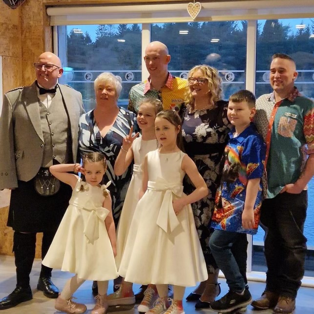 A huge thank you & many congratulations to Theresa and Archie who renewed their wedding vows, asking friends & family to donate in support of BRAVEHOUND instead of buying presents. We're incredibly grateful to you & all who contributed £450. We wish you many happy years together