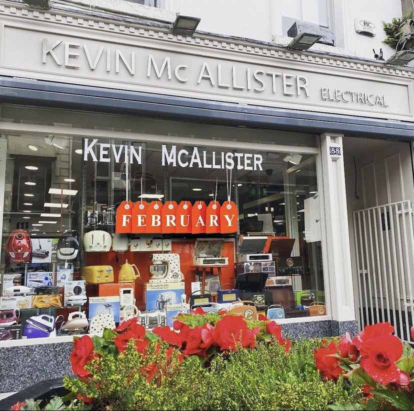 Happy February, looking forward to spring, don’t forget you can spend your love Drogheda gift card with us 

Our doors are open from 9:30am to 5:30pm Mon to Sat, &amp; our Online shop is open 24/7 
kevinmcallisterelectrical.ie

#mcallisterelectrical #louthchat #lovedrogheda