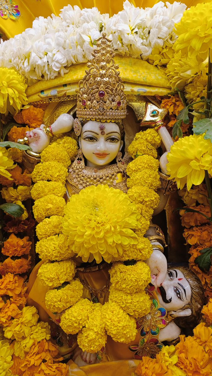 baglamukhipuja's tweet photo. माँ बगलामुखी की पूजा कलियुग में सभी दुखों और बाधाओं से मुक्ति दिलाने वाली है। हमें सच्चे मन से माँ का पूजन और आराधन करना चाहिए। https://t.co/klehB9qTx8