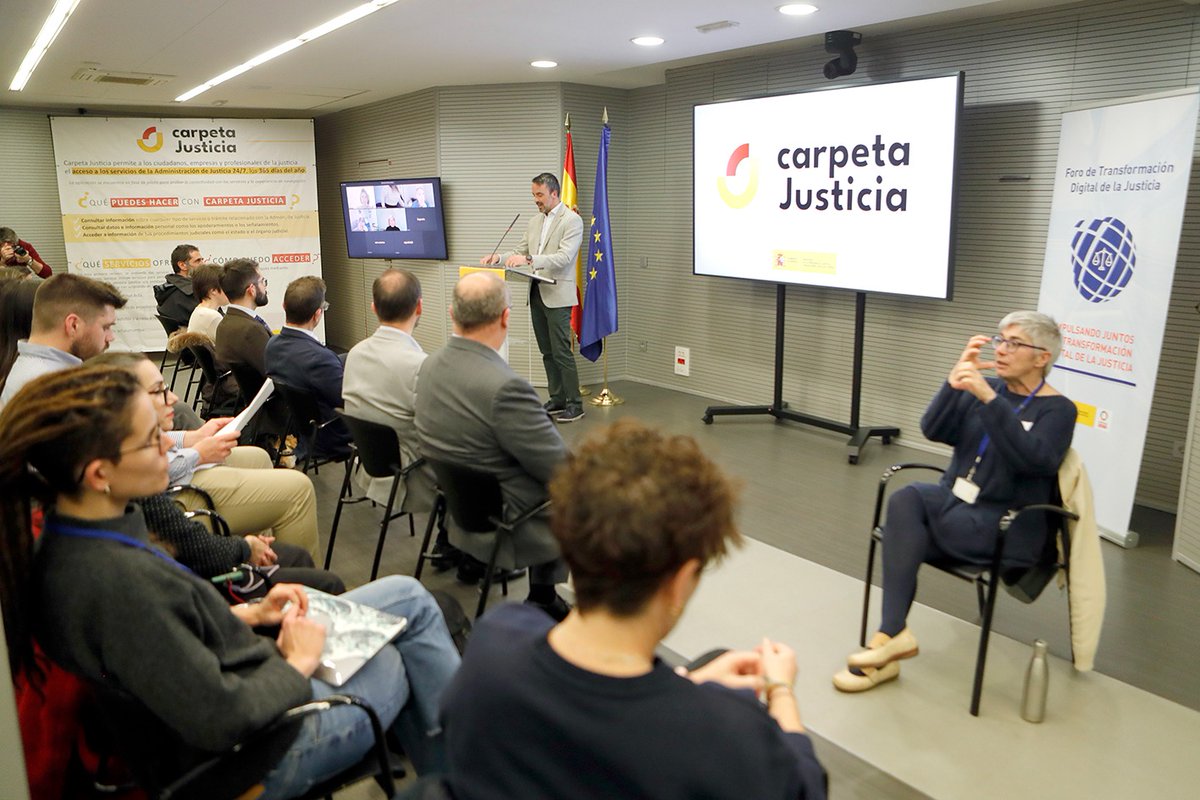 CNLSE's tweet image. Agradecemos la oportunidad de participar en el #focusgroup, que fue muy productivo.

Por una Administración pública accesible en #LSE, en la que la ciudadanía sorda y sordociega signante pueda acceder a los bienes y servicios en esta lengua.

rpdiscapacidad.gob.es/estudios-publi…