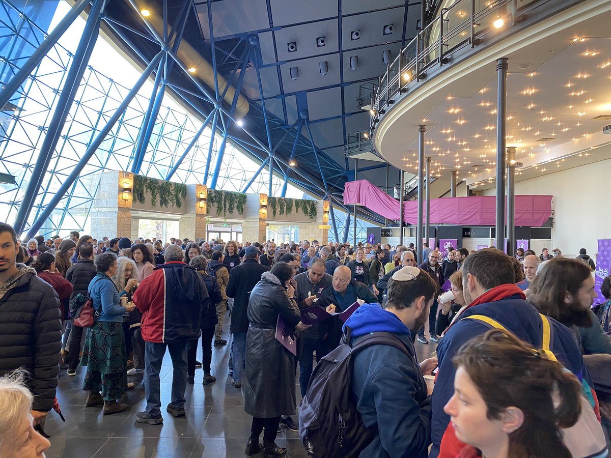 עומדים ביחד نقف معًا Standing Together🟣 tweet media