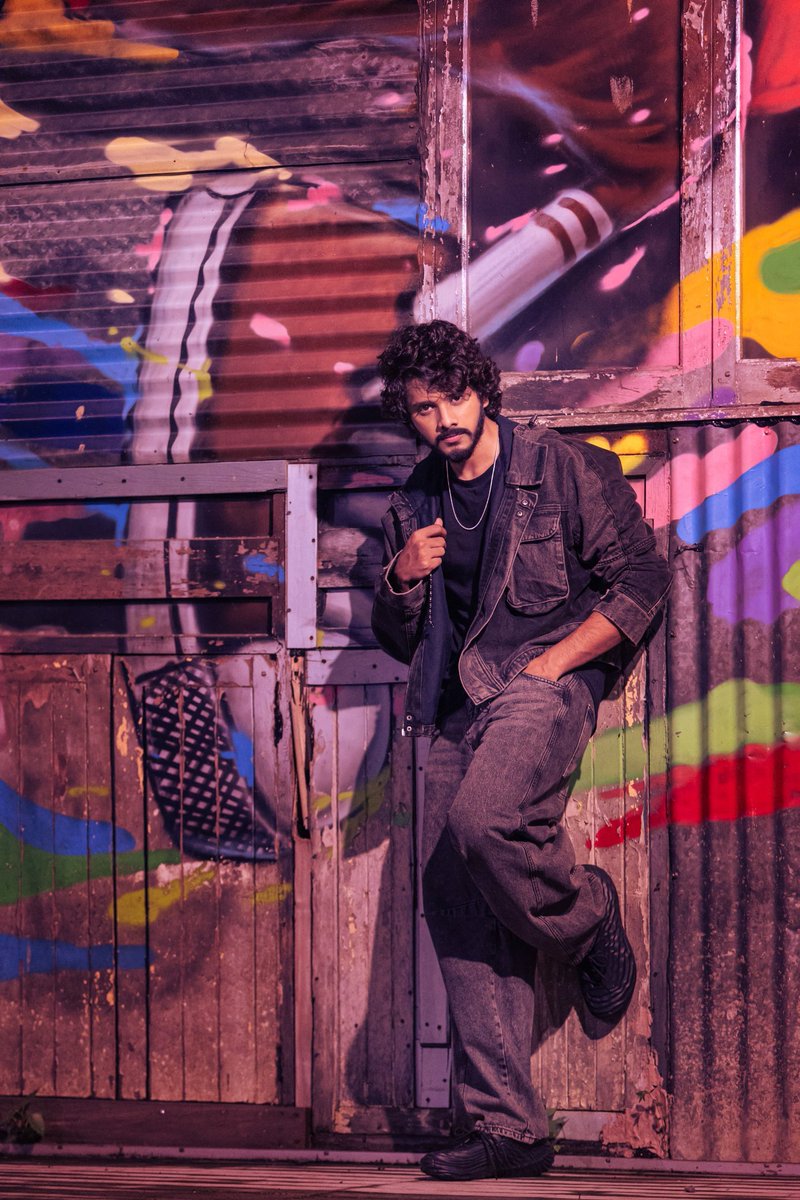 telugu_insider's tweet photo. Superhero @tejasajja123 conquering the fashion world this time with his slaying looks and  stunning poses showcasing his mastery in versatility

#TejaSajja #Hanuman #Hanumania #HanuManRAMpage #HanumanMovie #HanumanSuccess #Hanuman250Crores #TeluguInsider https://t.co/KbW9zdeCxf