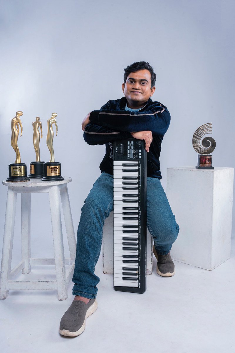 TalksOfCinema's tweet photo. Award-winning music producer and mixing engineer #KrishnaChetan's pathbreaking startup #TimelessVoices powers this first-of-its-kind achievement
@arrahman takes AI's help to give fresh lease of life to voice of late singers #BambaBakya and #ShahulHameed in #LalSalaam starring #Superstar @rajinikanth
https://t.co/IBakXGrGZj
https://t.co/XnkgckEXex
@KrishnachetanTR @onlynikil