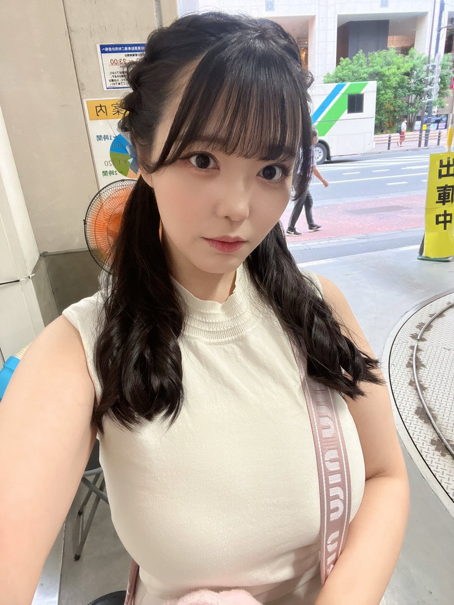 夏のツインテ☀️🍉🌻 https://t.co/pNlK5Ke6z1