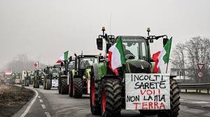 Trattori ancora in piazza a Cagliari e ora minacciano la marcia su Roma